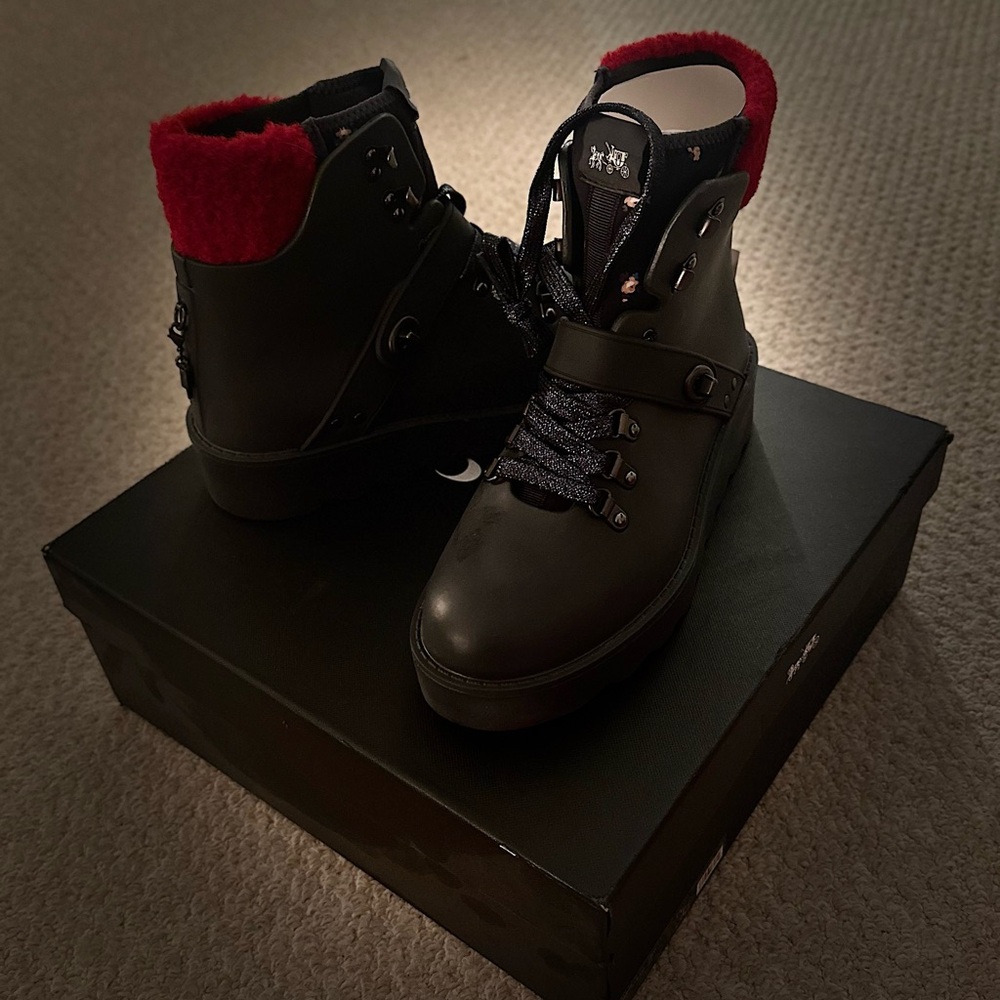 Coach Urban Hiker Rubber Boots - Size 7 B